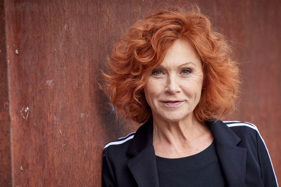 Heike Trinker liest „Liebe ist gewaltig“